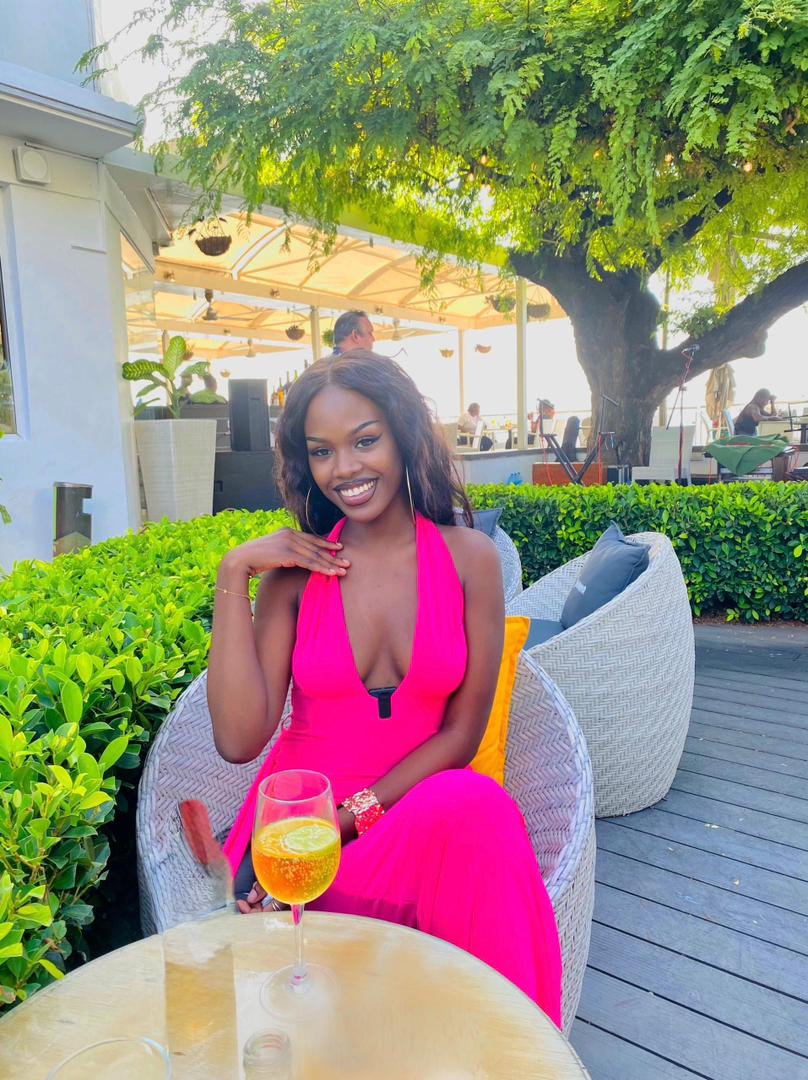 Pretty - Professional massage therapist specializing in Nuru Massage, Therapeutic Massage, Hot Stone